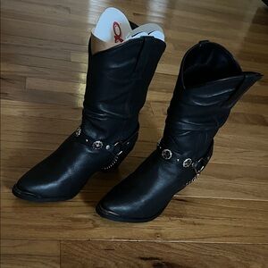 Dingo Black Leather Cowboy Boots with Silver Accents